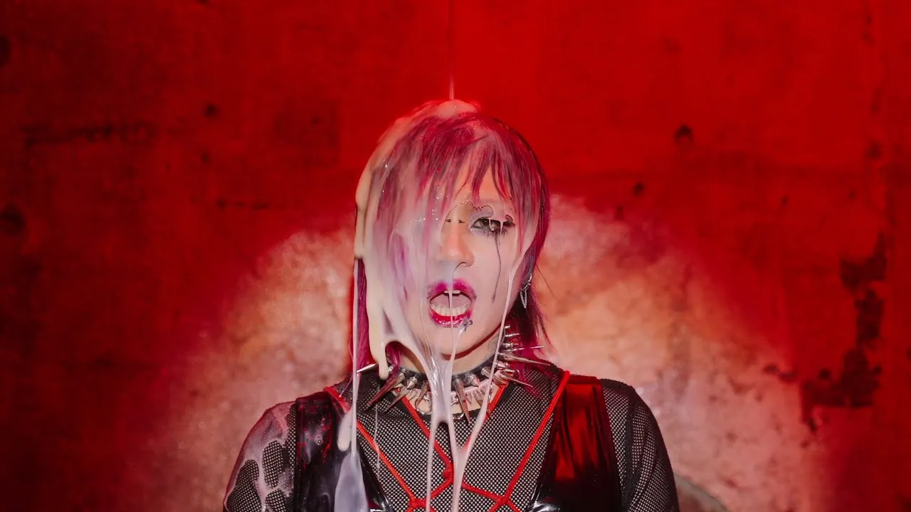 Idkwiatbsgo (Official MV)